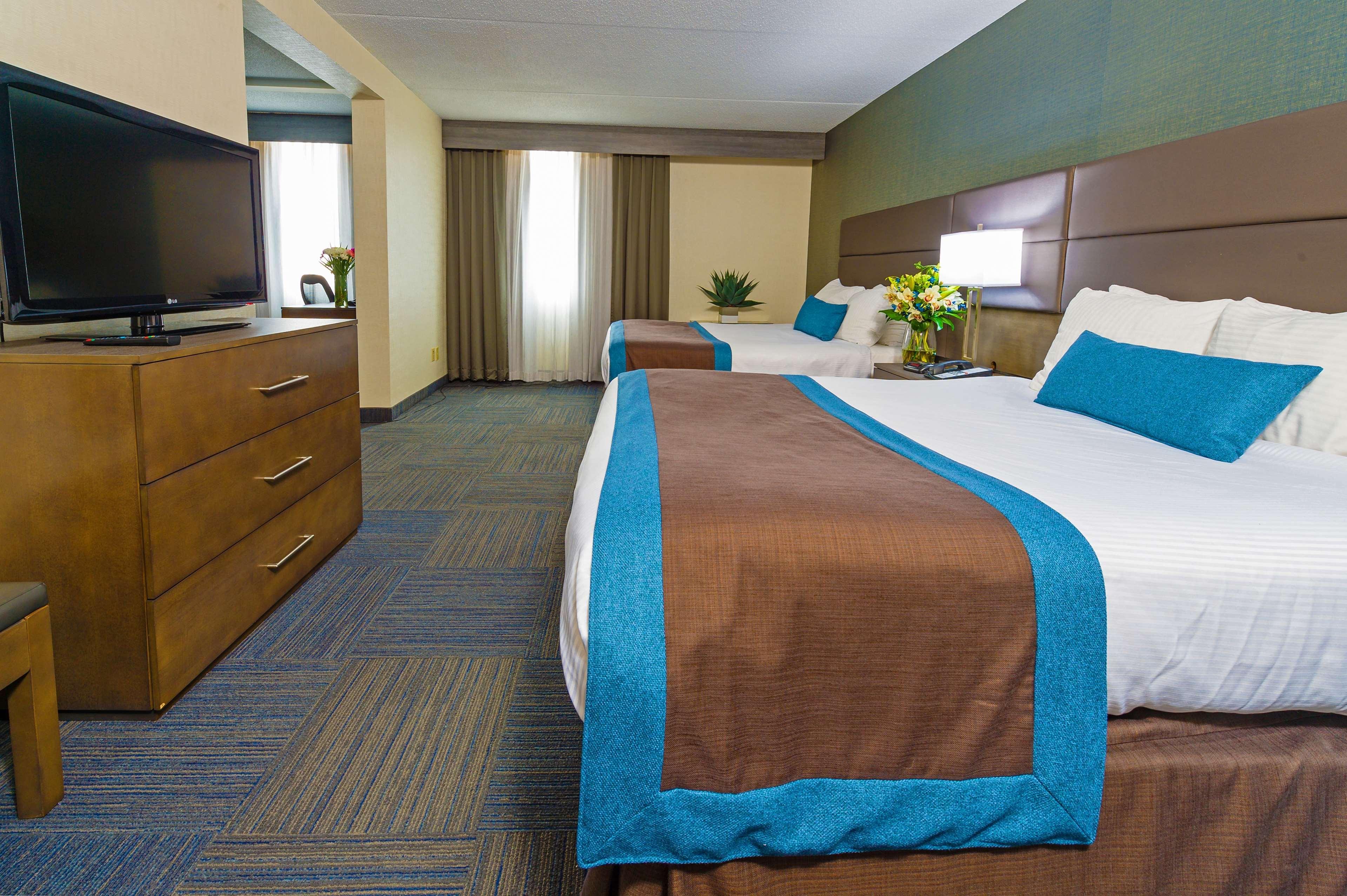 Best Western Plus Toronto Airport Hotel Mississauga Exterior foto