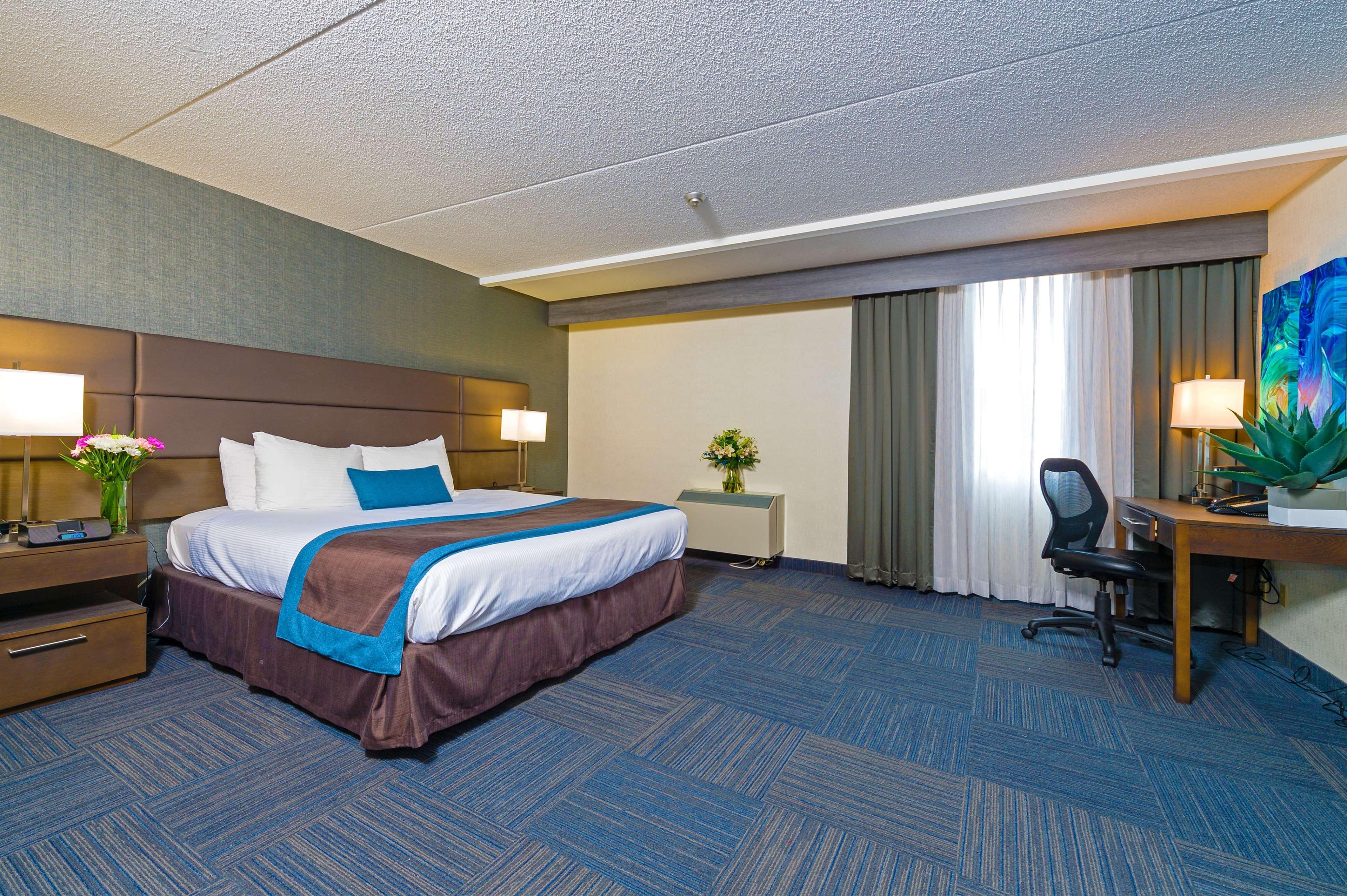 Best Western Plus Toronto Airport Hotel Mississauga Exterior foto