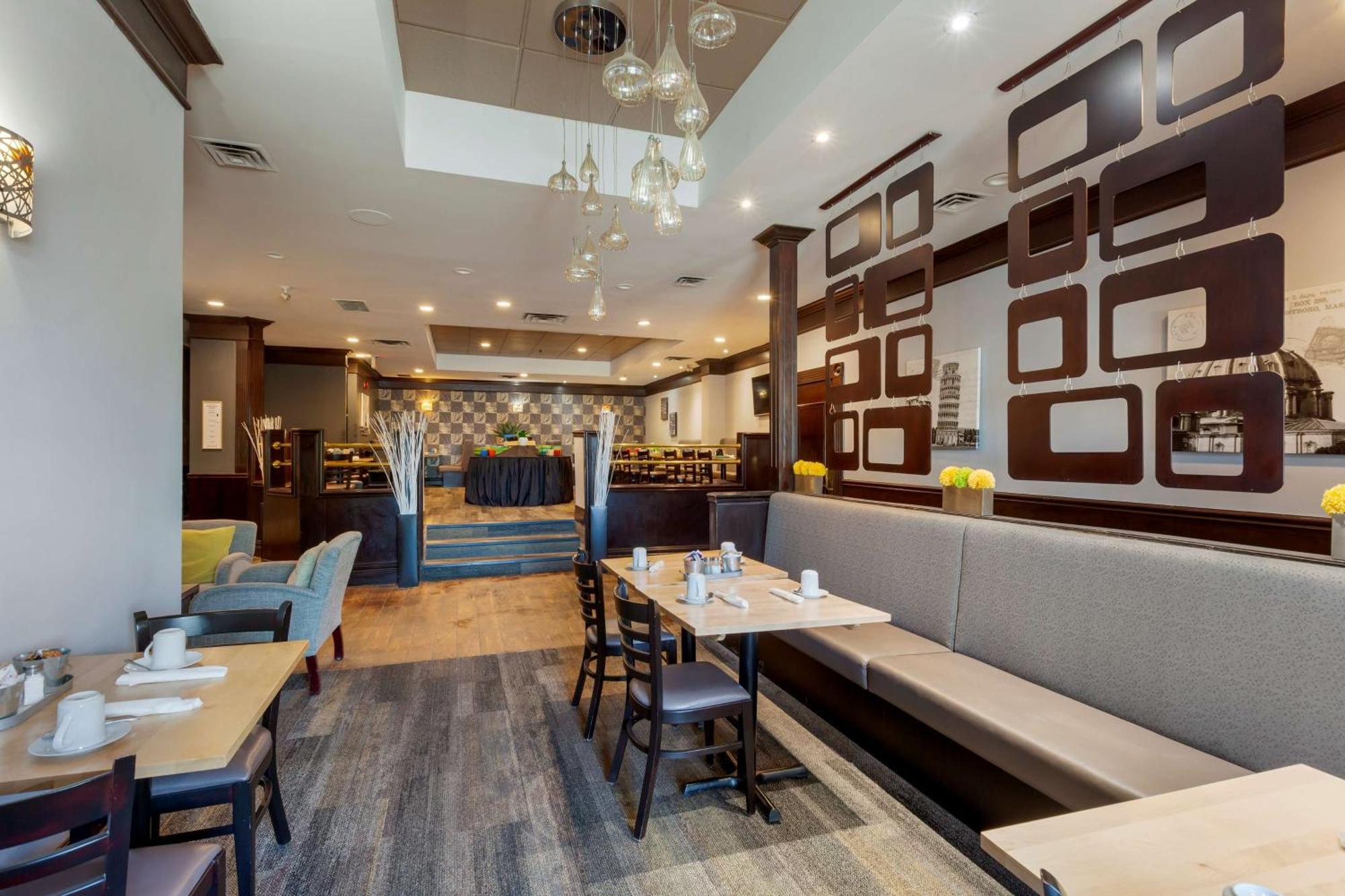 Best Western Plus Toronto Airport Hotel Mississauga Exterior foto