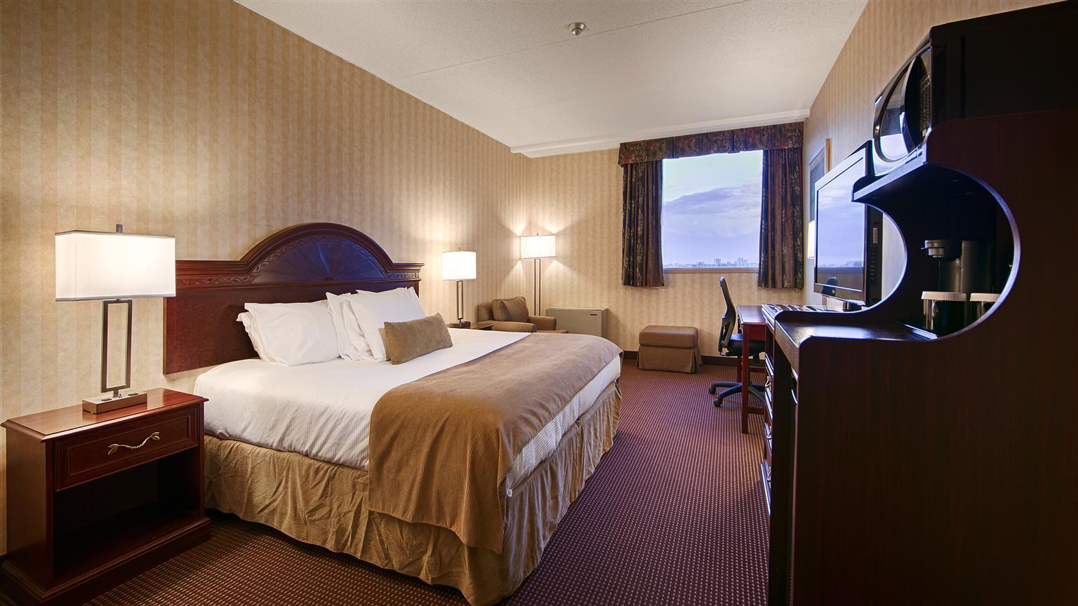 Best Western Plus Toronto Airport Hotel Mississauga Exterior foto